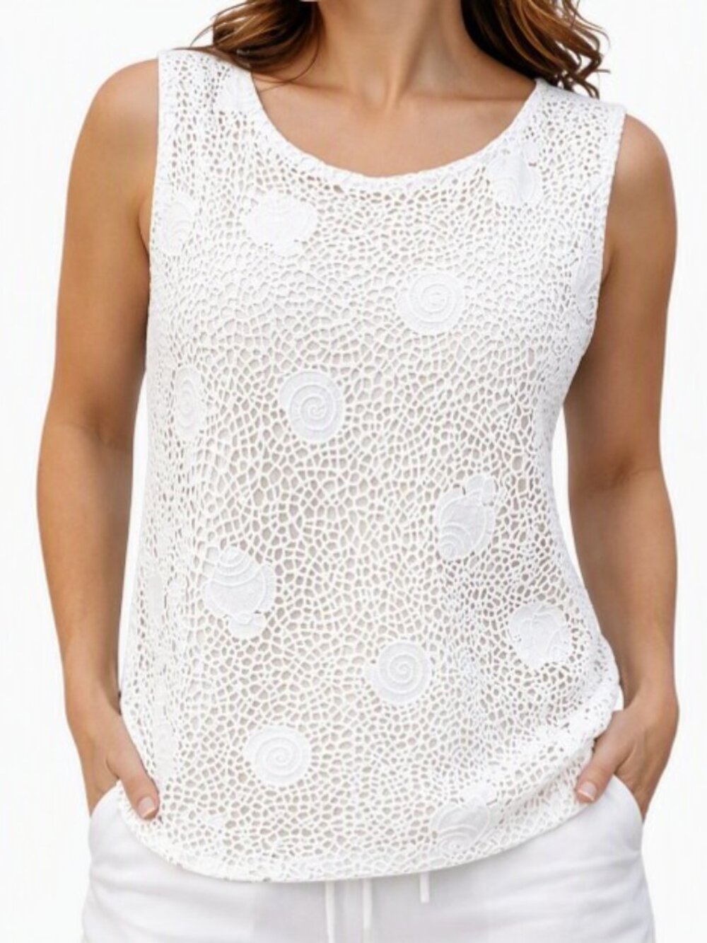 Talbots SeaLife White Tank w Shells and Fish Motif Size L